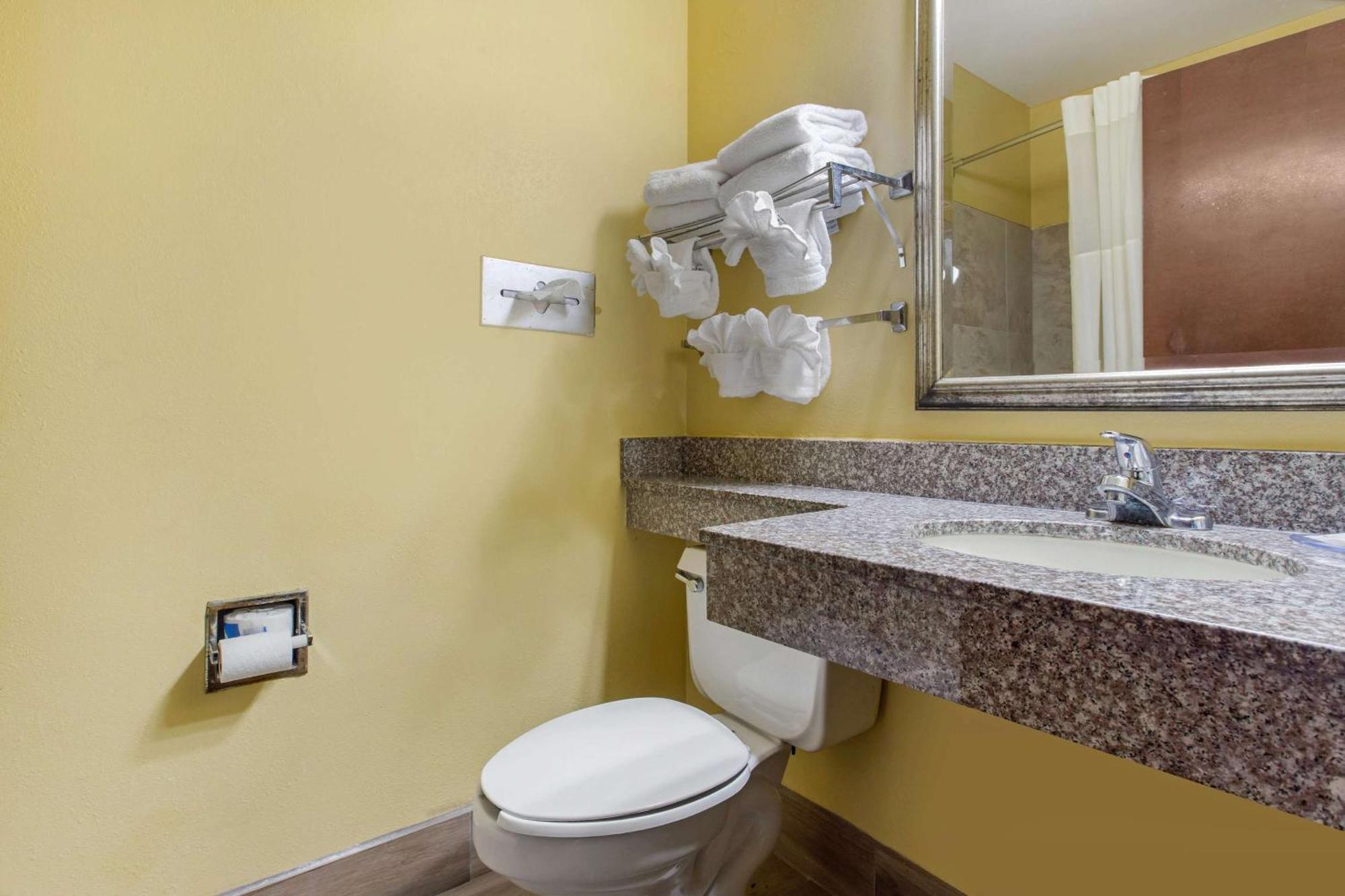 Quality Inn Williamston Esterno foto